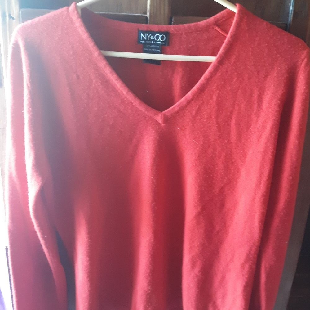 Sweater - Picture 2 of 3